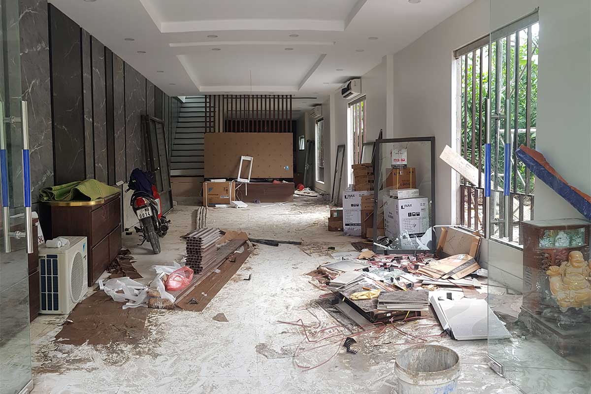 Before post-construction cleaning Ottawa